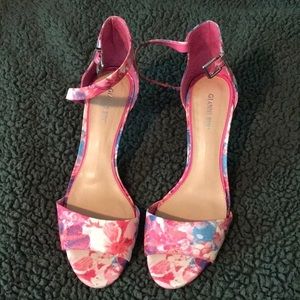 Gianni Bini‎ floral ankle strap heels size 10m /H-16